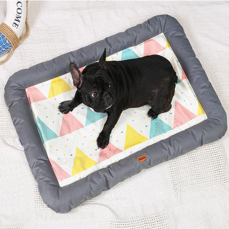 Pet supplies, direct sales from pet supplies manufacturers. Summer breathable cat beds, pet dog supplies, bed pads, ice silk, teddy, summer cool MATS, dog beds