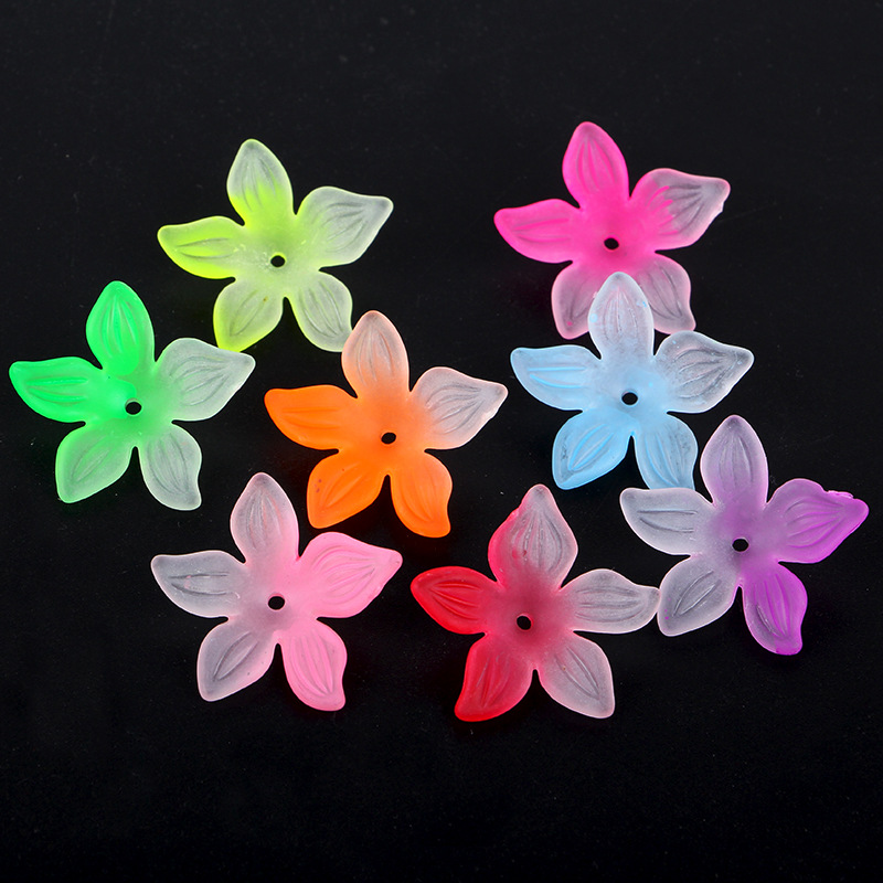 The flower hairpin manufacturer specializes in the production and wholesale of hair accessories, including flower ancient-style hairpins and tassel hairpins Application Scenario