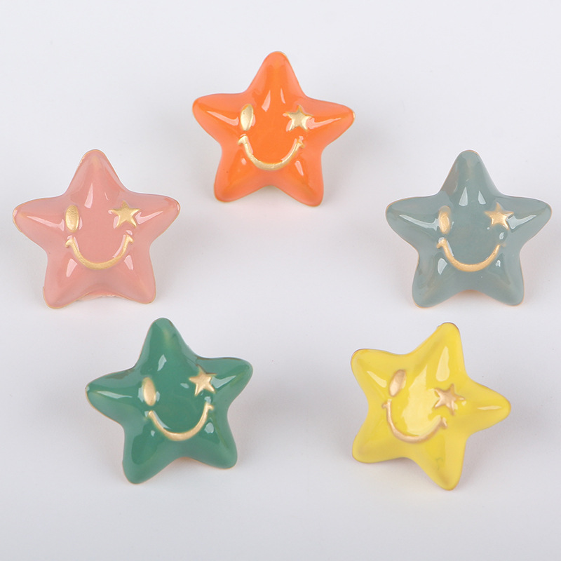 Factory direct sales of 20mm alloy material oil-dripping golden smiling five-pointed star diy loose bead hair accessory, 100 matching pieces of beads undefined