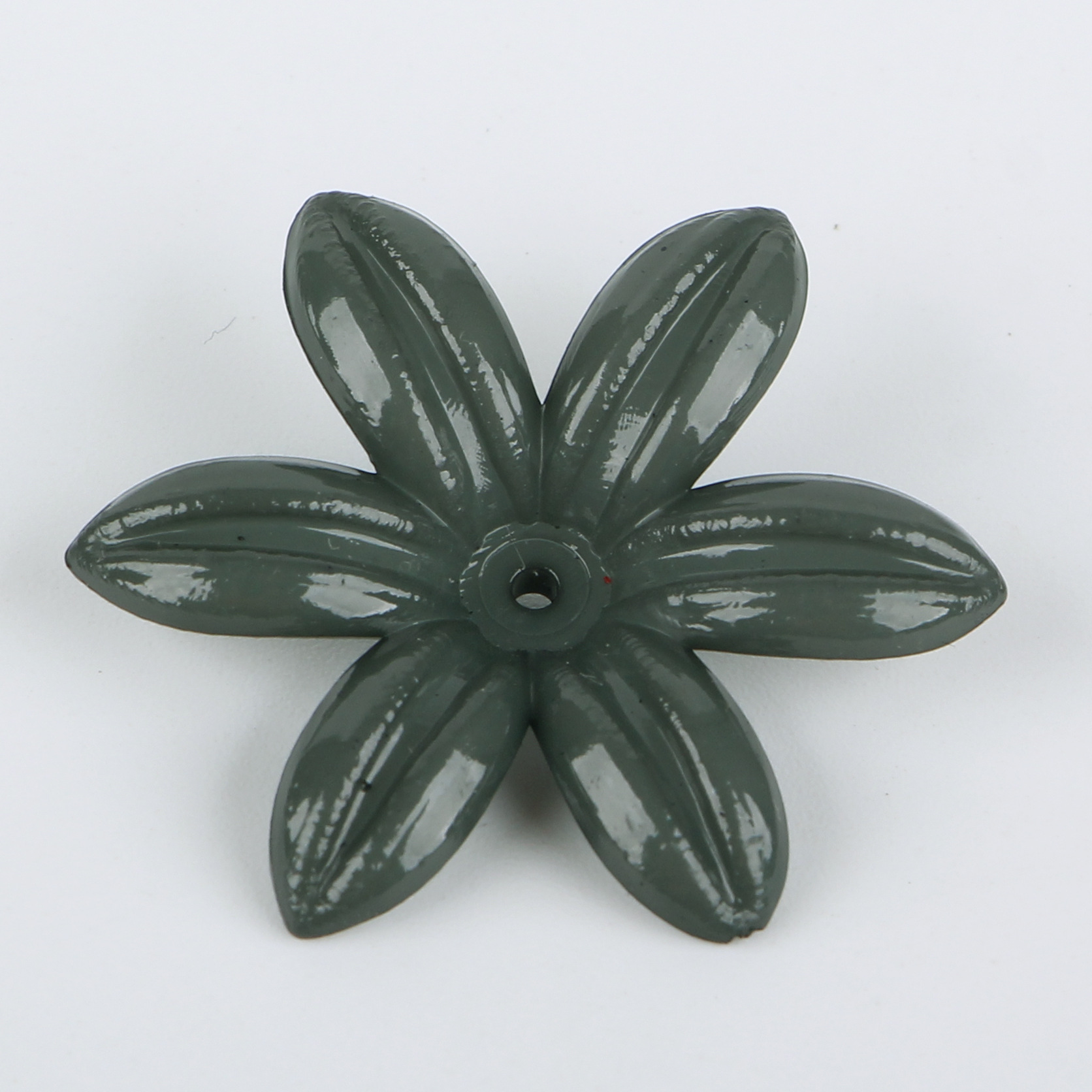 Autumn and winter color mid-hole five-petal spray-painted flower diy factory direct sales hair accessories, hairpins, ancient ornaments, versatile accessories, flower petals wholesale undefined