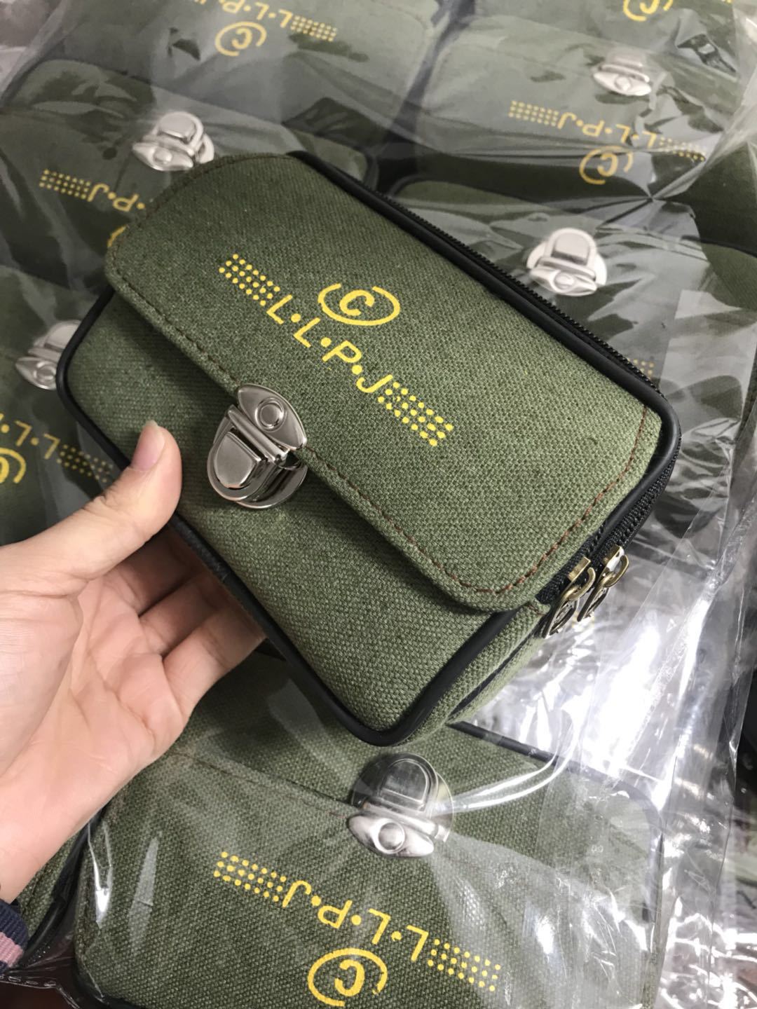 Multi-Function Interlock Horizontal Leisure Hanging Bag Men's Mobile Phone Bag Wear Belt Belt Belt Canvas Wear-Resistant Manufacturers Wholesale undefined