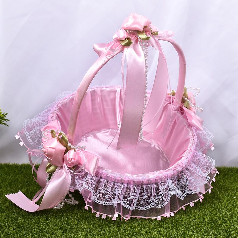 Factory direct supply of Western-style creative wedding flower baskets for brides, wedding flower girls, bridesmaids, scattered flower baskets, and hand-held wedding flower baskets details Picture