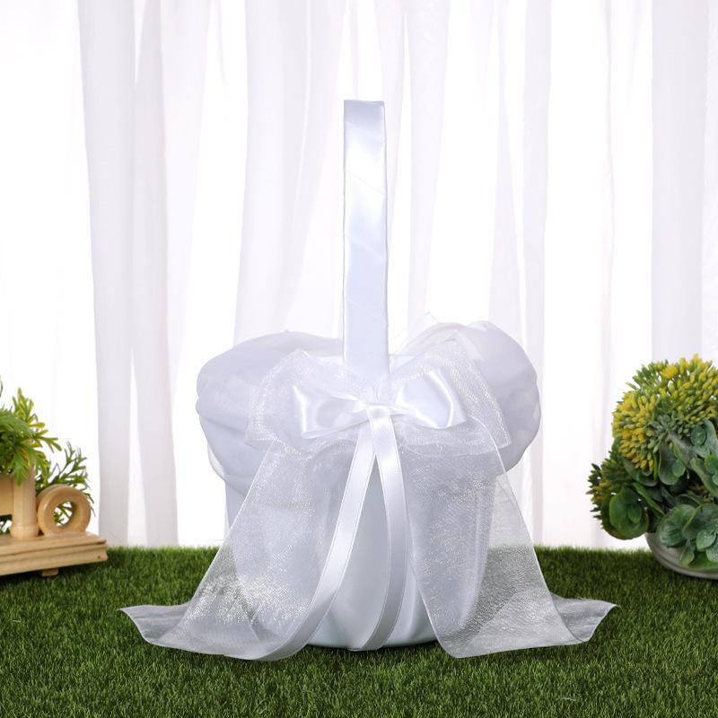 Western-style white flower basket wedding flower scattering, lace bow flower basket, flower girl carrying basket wedding supplies wholesale Specification image