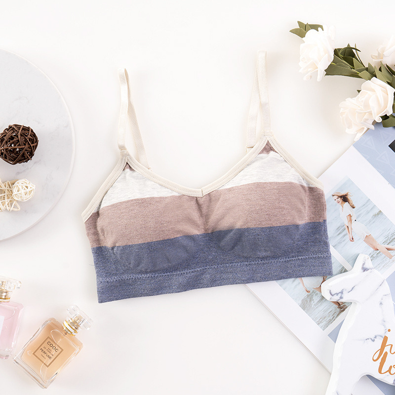 The new seamless pure cotton shea butter moisturizing lining fabric is comfortable, fashionable, and suitable for both back and chest wrapping. It is versatile and adjustable for women undefined