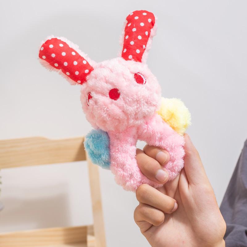 Pet Products Pet Products 2021 Handshake plush doll a generation of sound bite resistant dog toy cartoon puzzle pet plush toy Application Scenario