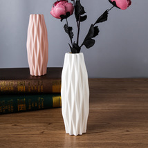 592厂家直销塑料花瓶北欧色花瓶创意茶花摆件干湿花花瓶仿釉