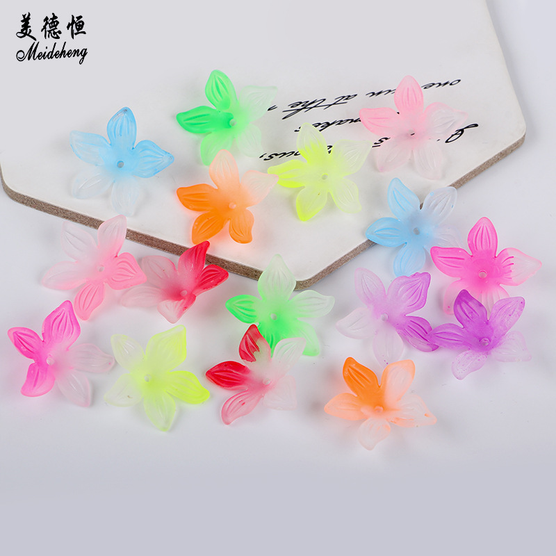 The flower hairpin manufacturer specializes in the production and wholesale of hair accessories, including flower ancient-style hairpins and tassel hairpins details Picture