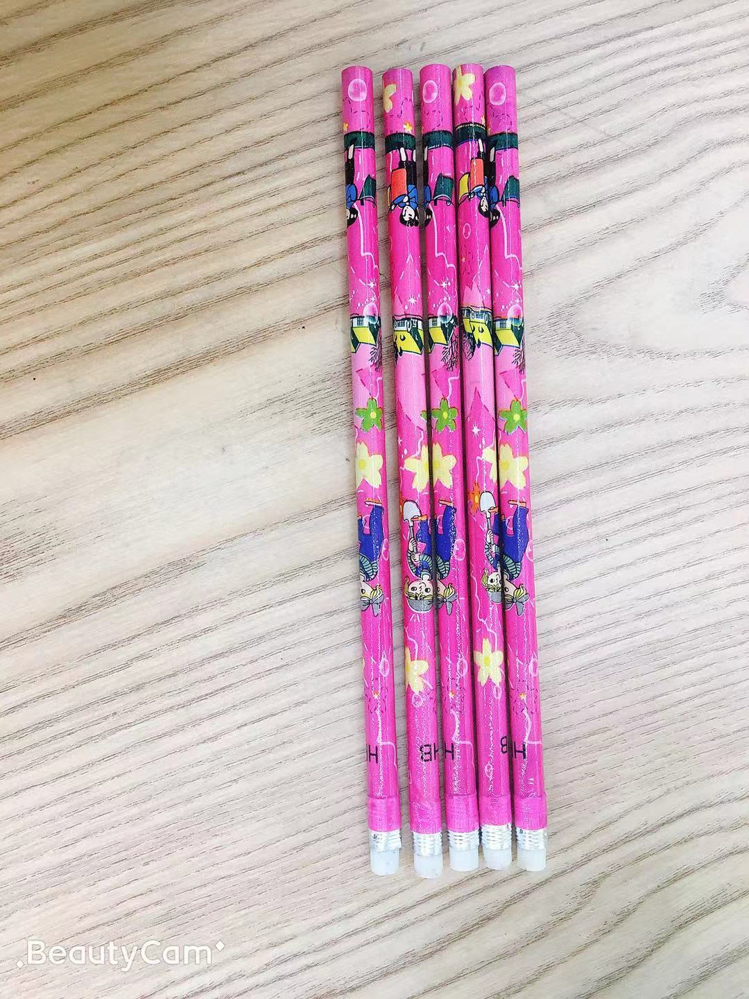 تم توزيع أقلام الرصاص بالجملة من الطلاب الذين حصلوا على أكثر من 24 بطاقة بيع في السنة Item Picture