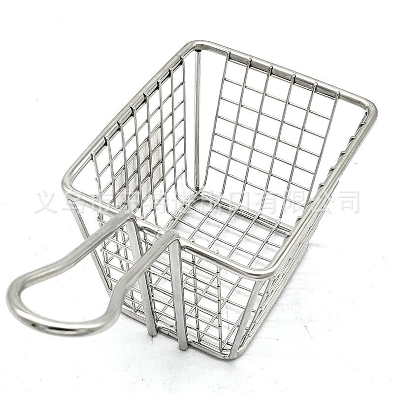 Factory direct sales of stainless steel frying baskets and sieves, French fries frying baskets, deep-frying baskets, filters and sieves, snack and pastry baskets and frames Application Scenario
