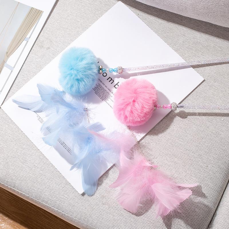 The new handmade plush ball bell Fairy cat ticker stick can be detachable a dual-purpose cat ticker and a hair replacement Application Scenario