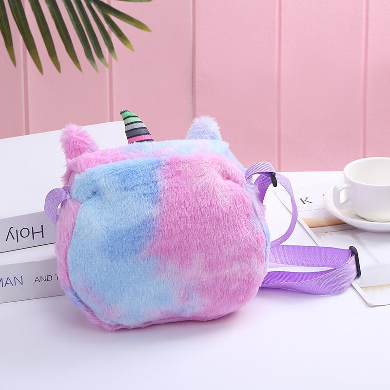 Unicorn plush cartoon children's plush coin purse, princess single-shoulder crossbody bag, little girl bag Application Scenario