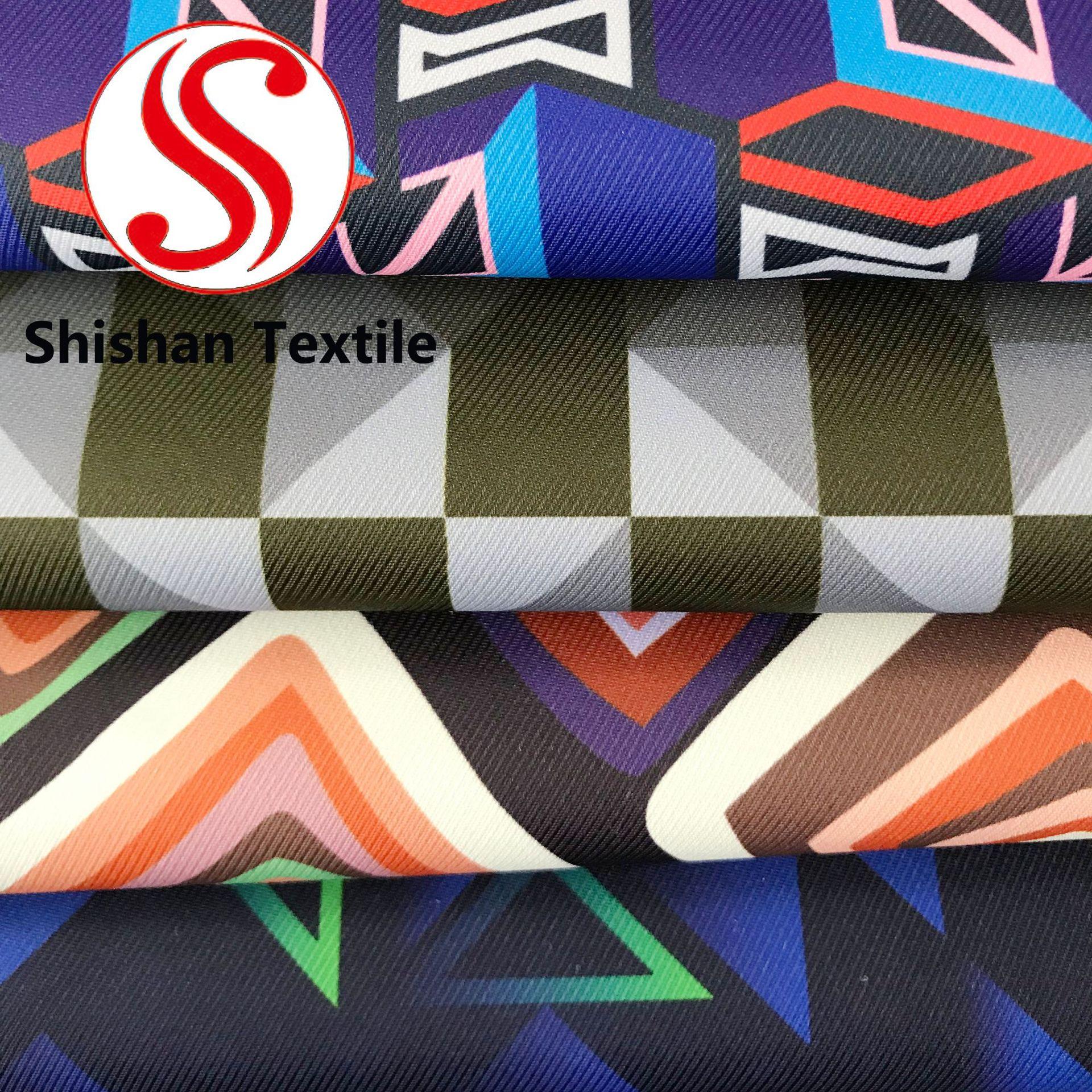 Cavalry diagonal printed composite fabric, waterproof Oxford fabric, double-back student bags, casual bags, mommy bags and other fabrics