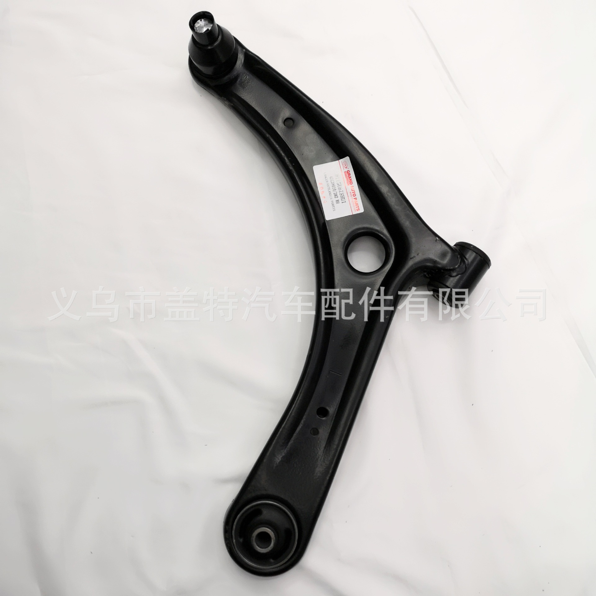 Supply C-CROSSER LANCER OUTLANDER control arm /OE:4013A010-282RH