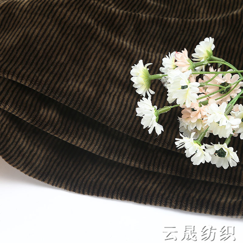 Spring and summer faux linen pants fabric: cationic striped fabric, wear-resistant polyester plush fabric. Shirts can be customized as required undefined