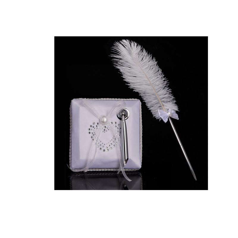 Wedding product manufacturer directly supplies Western-style wedding supplies set, wedding three-piece set, ring pillow, feather sign-in pen, sign-in book wholesale Item Picture