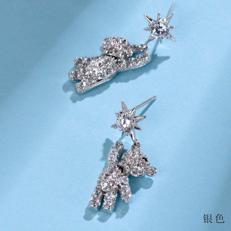 New earrings from Dongdaemun, South Korea, 925 silver zircon micro-inlaid bear snowflake stud women's earrings factory wholesale undefined