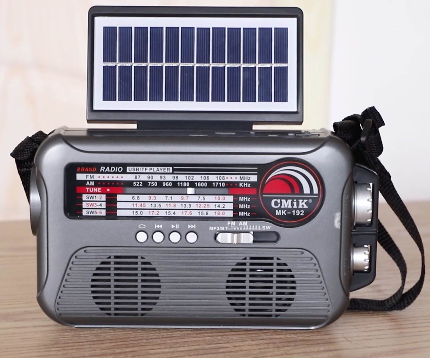 FM vintage radio, card-inserting multi-functional solar radio, MP3 player with flashlight, customized for export details Picture