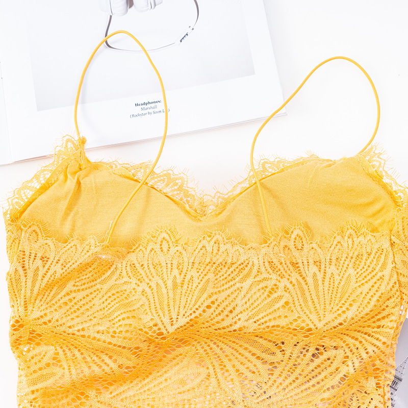 Summer new collection: Slim shoulder strap, eyelash, lace, beautiful back wrap, no steel ring, chest pad, base layer, halter top, women's strapless top Application Scenario