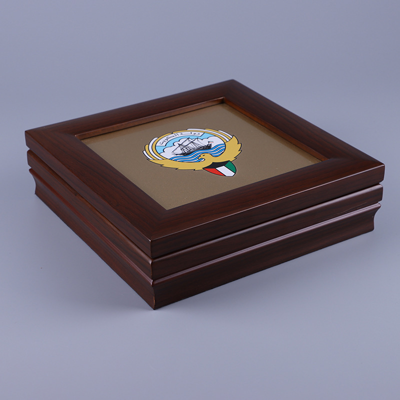 Original manufacturer of wooden, simple and exquisite cosmetic boxes, jewelry boxes and jewelry accessory boxes, wholesale and direct sales in stock Specification image
