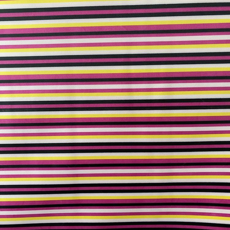 Yiwu Dada color-printed polyester printed bottom PVC foam cosmetic bag and bag windproof quilt fabric Item Picture