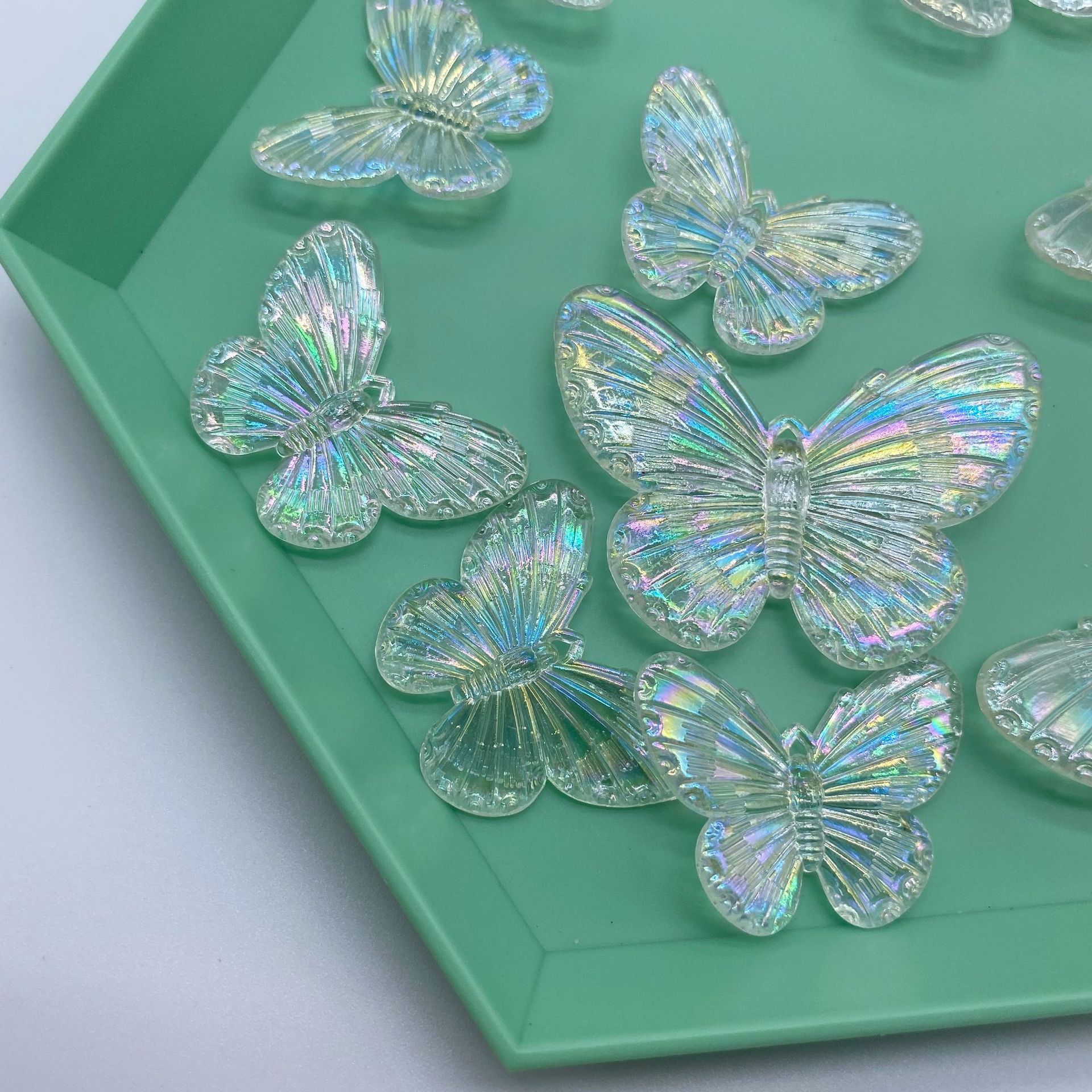 ins透明蝴蝶地摊货源吊孔大小号 厂家直销亚克力夏天色搭配包包珠详情图17