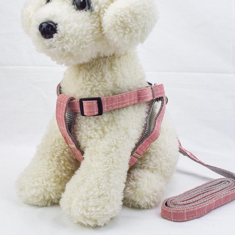 Pet supplies, pet supplies, pet supplies, one-piece consignment, anti-breakaway pet dog leash, patch, adjustable chest and back strap, dog leash
