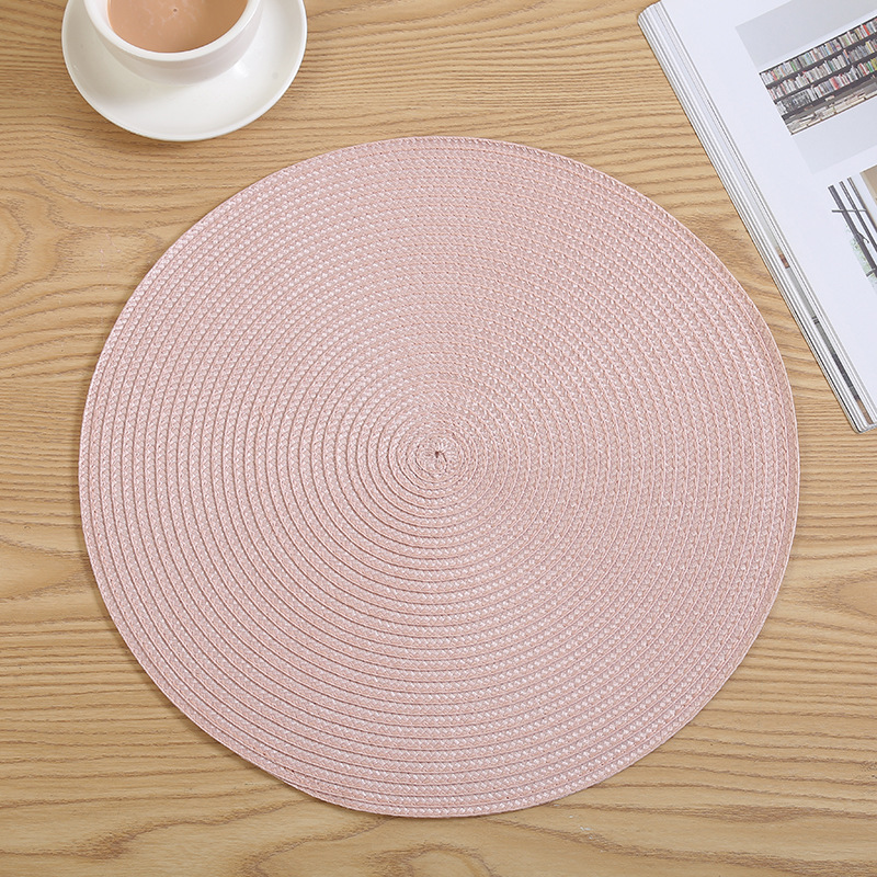 Wholesale of Japanese-style colored woven table MATS, PP eco-friendly round Western placemats, heat-insulating, waterproof and mold-proof tablecloth coasters Application Scenario