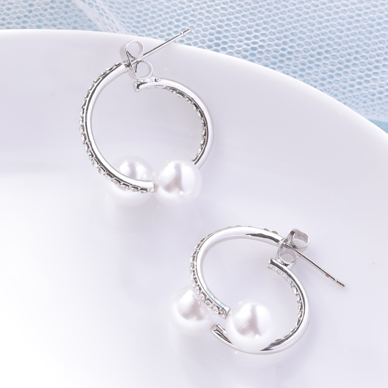 2020 new Korean version women's 925 sterling silver stud earrings, simple star earrings, diamond-encrusted earrings and pearl earrings are available for delivery Item Picture