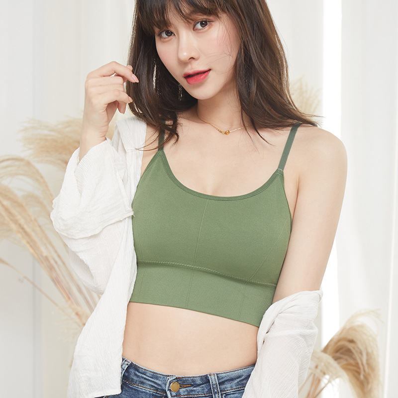 The new adjustable strappy bottom sports vest for girls is a backless and beautiful bra with a screw-around chest details Picture