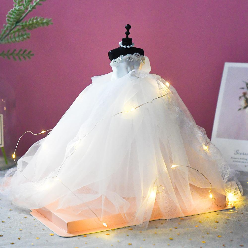 Creative wedding dress models, birthday gifts, girls' gifts, graduation gifts for students, ins ornaments, diy handicrafts Specification image