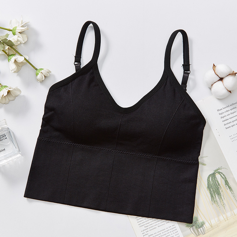 The same U-shaped beauty back-hugging, strapless and body-hugging yoga sports vest and women's halter bra as the Internet celebrity Kaka undefined