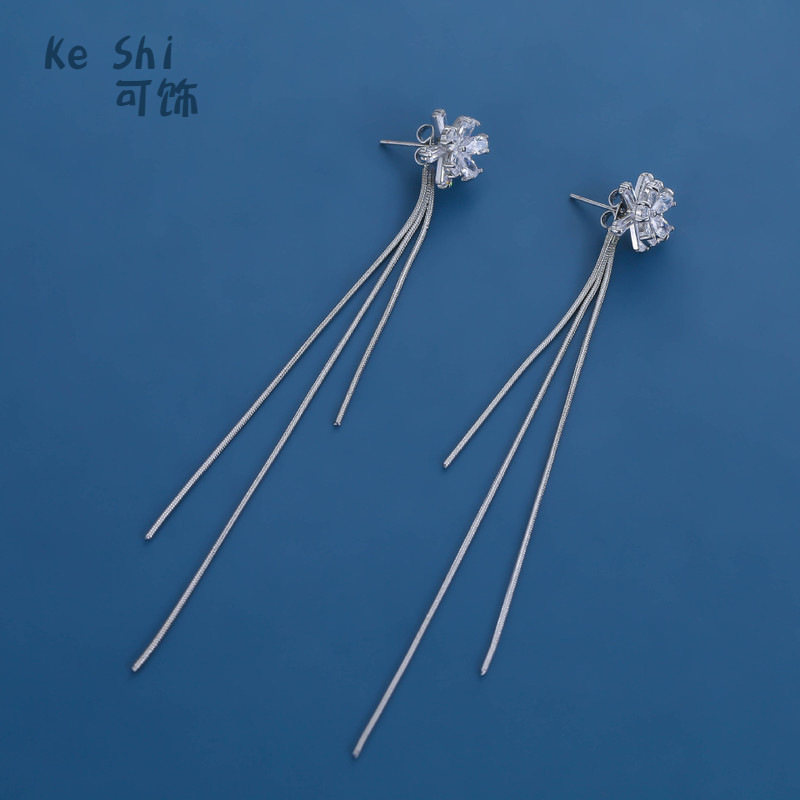 Korean version ice flower tassel earrings for women, 925 silver needle stud earrings, long style, fashionable, individual and elegant earrings manufacturer wholesale
