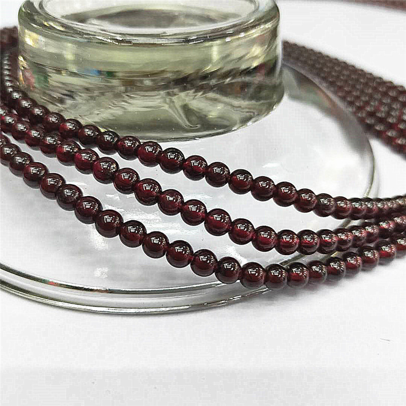 Factory direct sales of natural 5A-grade garnet loose beads, wholesale of semi-finished purple-toothed black round beads, and jewelry matching beads Application Scenario