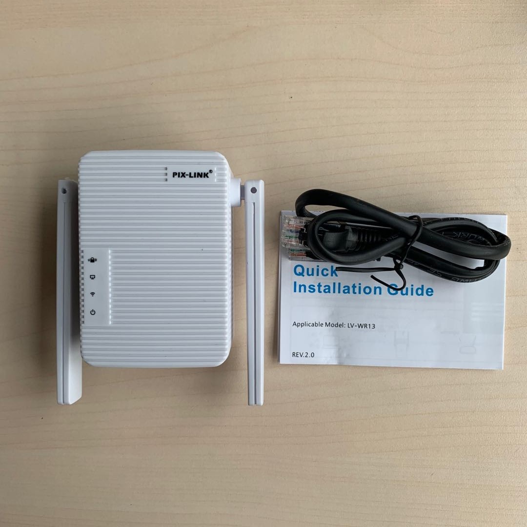 新款PIX-LINK 300Mbps wifi 信号放大增强扩展器 WR13B白底实物图