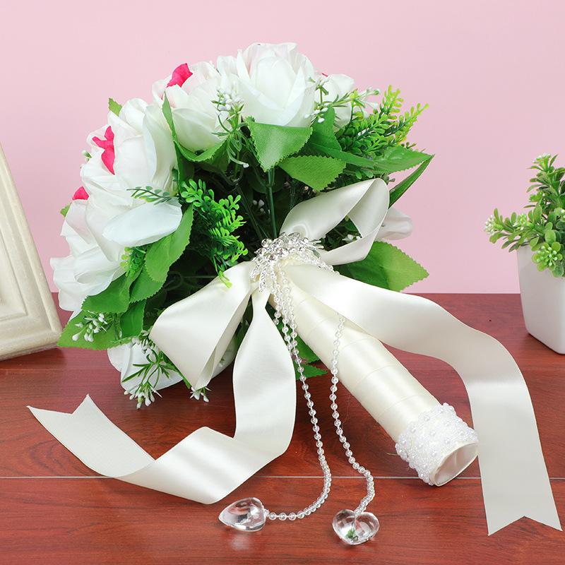 New cross-border Western-style wedding products, wedding simulation rose hand bouquets, creative home decorations, wedding supplies wholesale Application Scenario