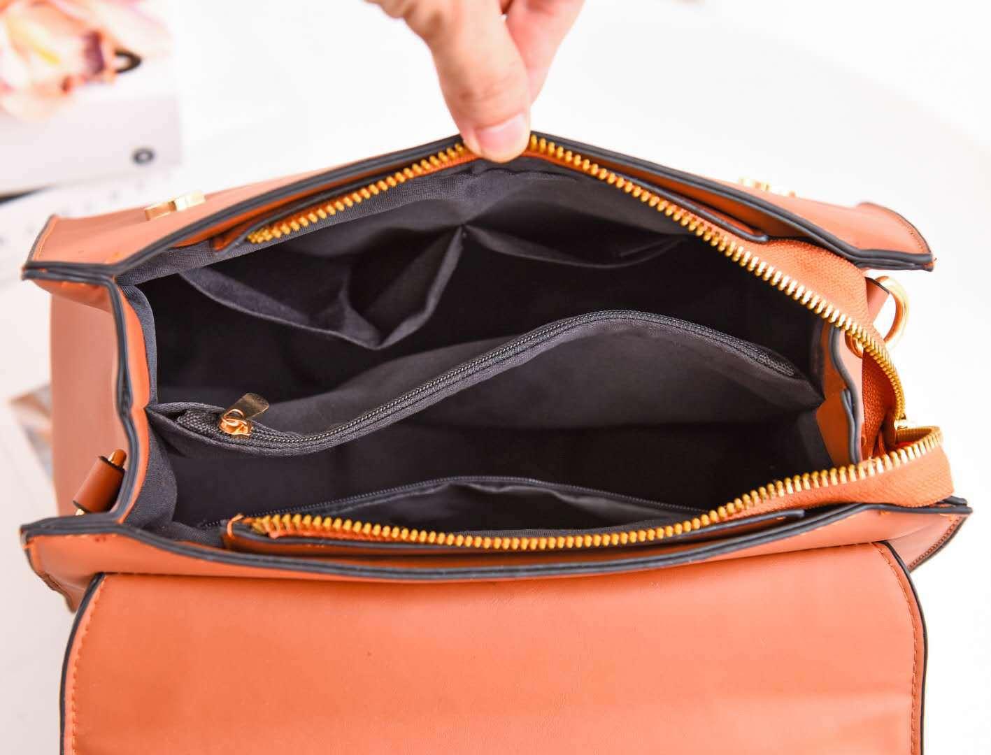 New fashion and trendy women's bags in 2020: crossbody bag, single-shoulder bag, popular casual hand-held PU women's bag, direct supply from the manufacturer Item Picture