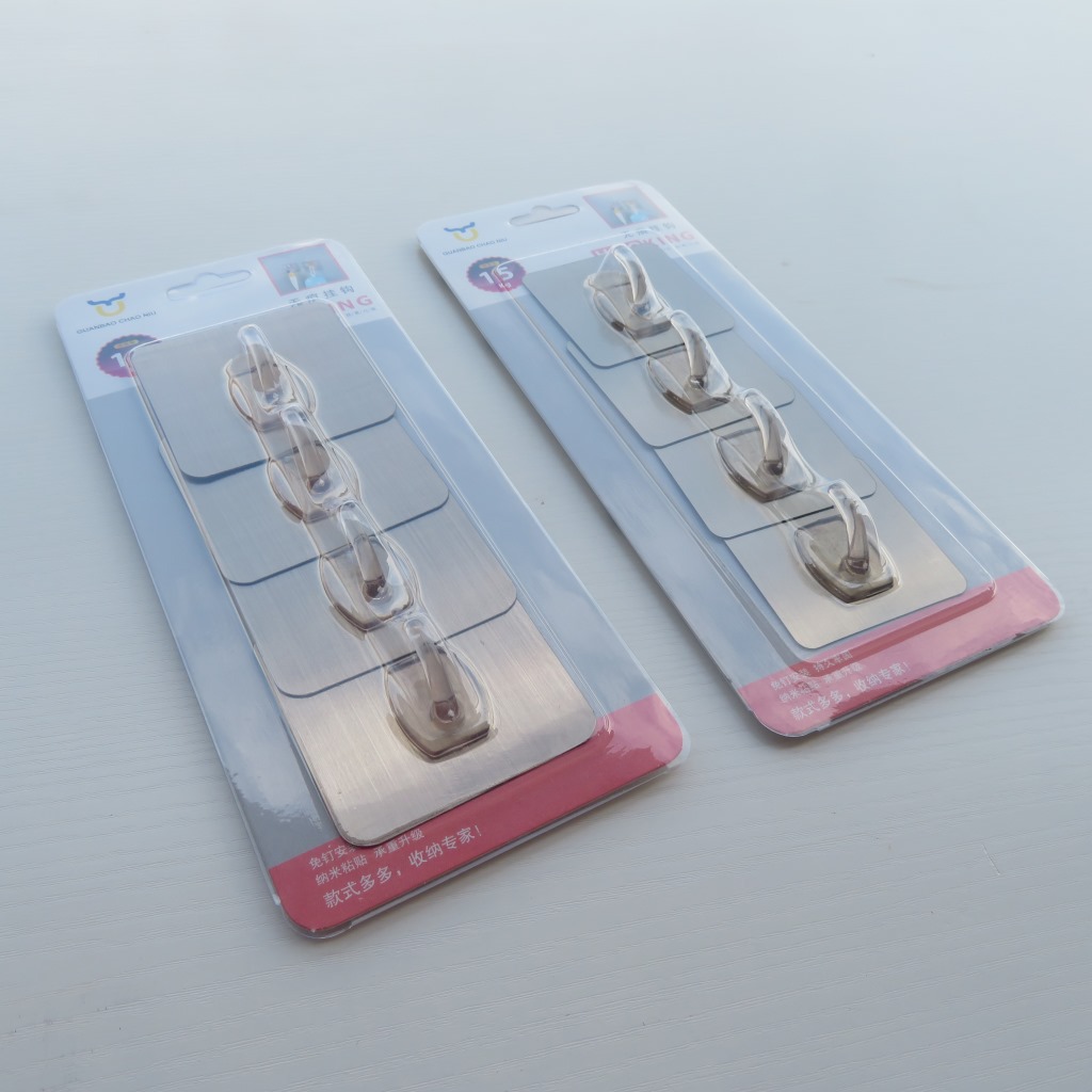 Factory direct sales of seamless strong adhesive hook card installation, seamless four-piece crystal tree branch hook strong seamless adhesive card installation Item Picture