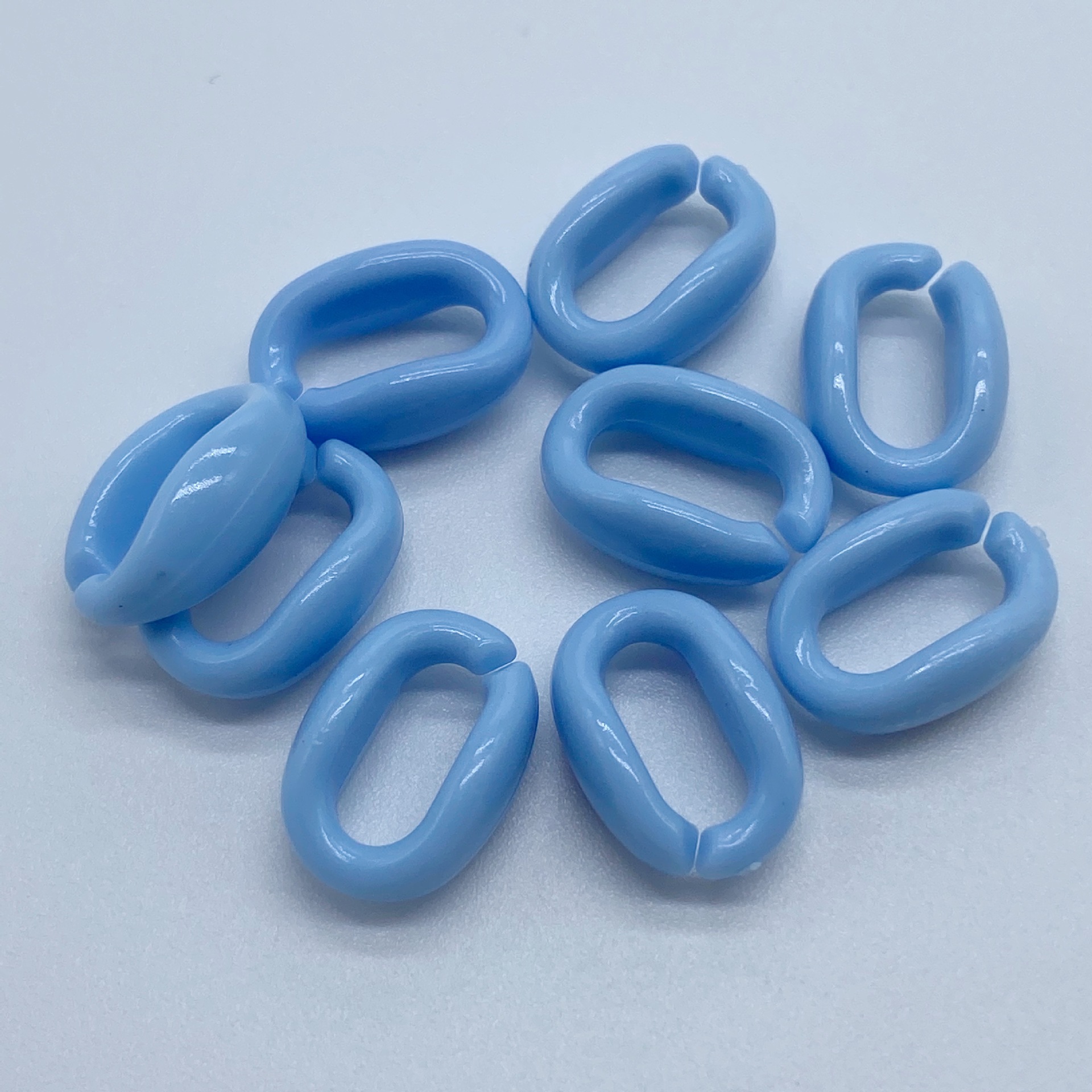 Factory direct sales of acrylic spring-colored chain buckles, versatile for making bag straps, diy for making headwear, hair strings and beads undefined
