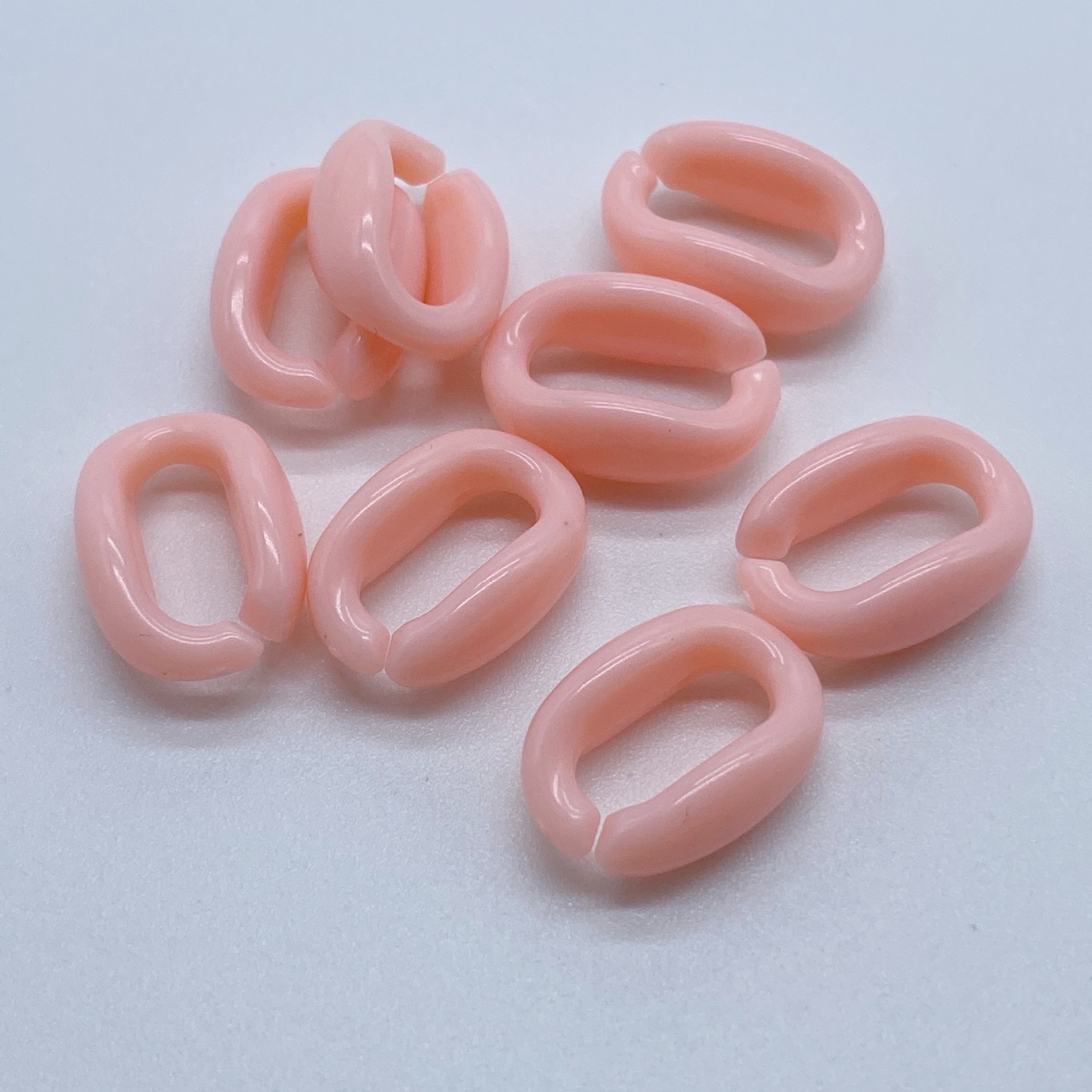 Factory direct sales of acrylic spring-colored chain buckles, versatile for making bag straps, diy for making headwear, hair strings and beads undefined