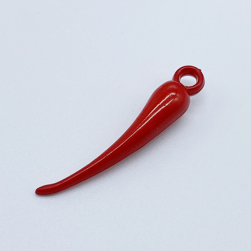 This is a diy beaded material of the same style as the popular acrylic hanging hole small chili pepper hundred-piece. The red color is used to make earrings undefined