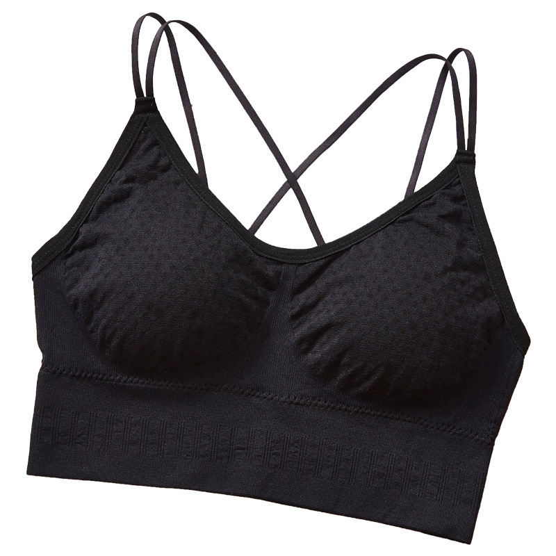 Korean-style fashionable polka dots gather together, beautiful back wrap, thin shoulder strap, comfortable and breathable, thick chest pad, sports halter vest for women Item Picture