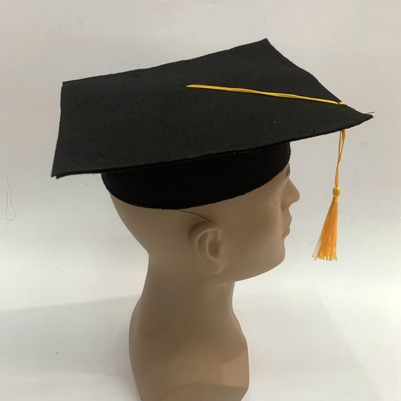 The performance of black non-woven fabric graduation hats, doctoral hats, and graduation celebration hats for foreign trade students details Picture