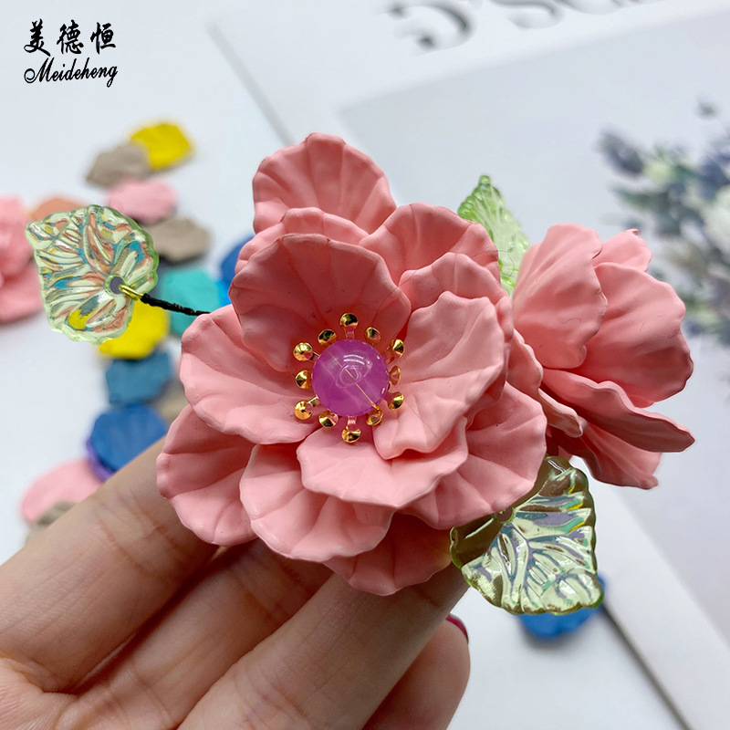 Acrylic hanging hole, spray-painted cabbage leaf, handcrafted earrings and hairpins, diy summer color series, matte touch leaf Application Scenario
