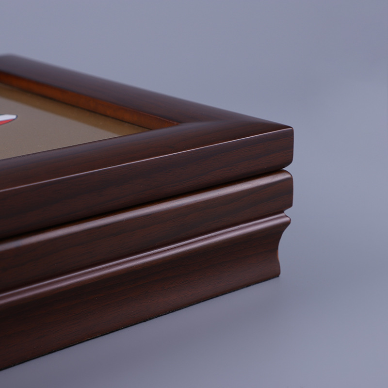 Original manufacturer of wooden, simple and exquisite cosmetic boxes, jewelry boxes and jewelry accessory boxes, wholesale and direct sales in stock Application Scenario