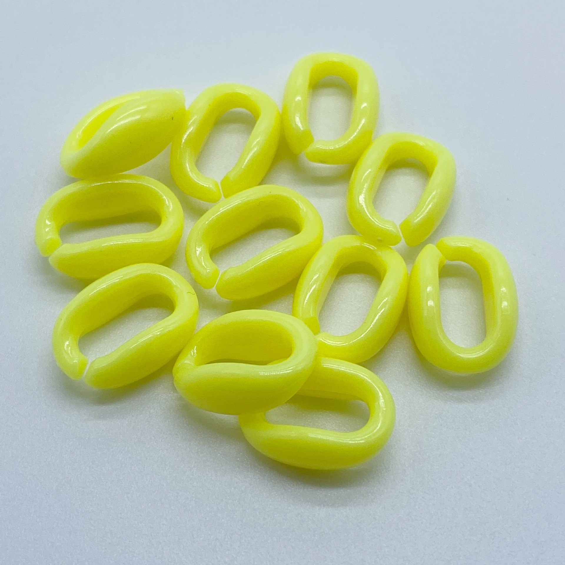 Factory direct sales of acrylic spring-colored chain buckles, versatile for making bag straps, diy for making headwear, hair strings and beads undefined