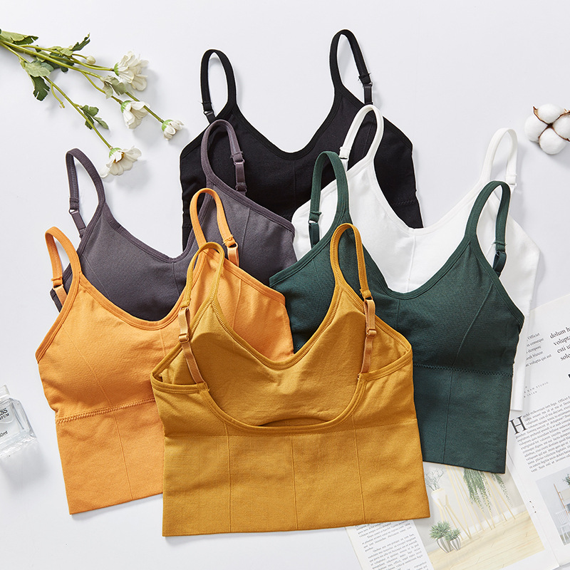 The same U-shaped beauty back-hugging, strapless and body-hugging yoga sports vest and women's halter bra as the Internet celebrity Kaka