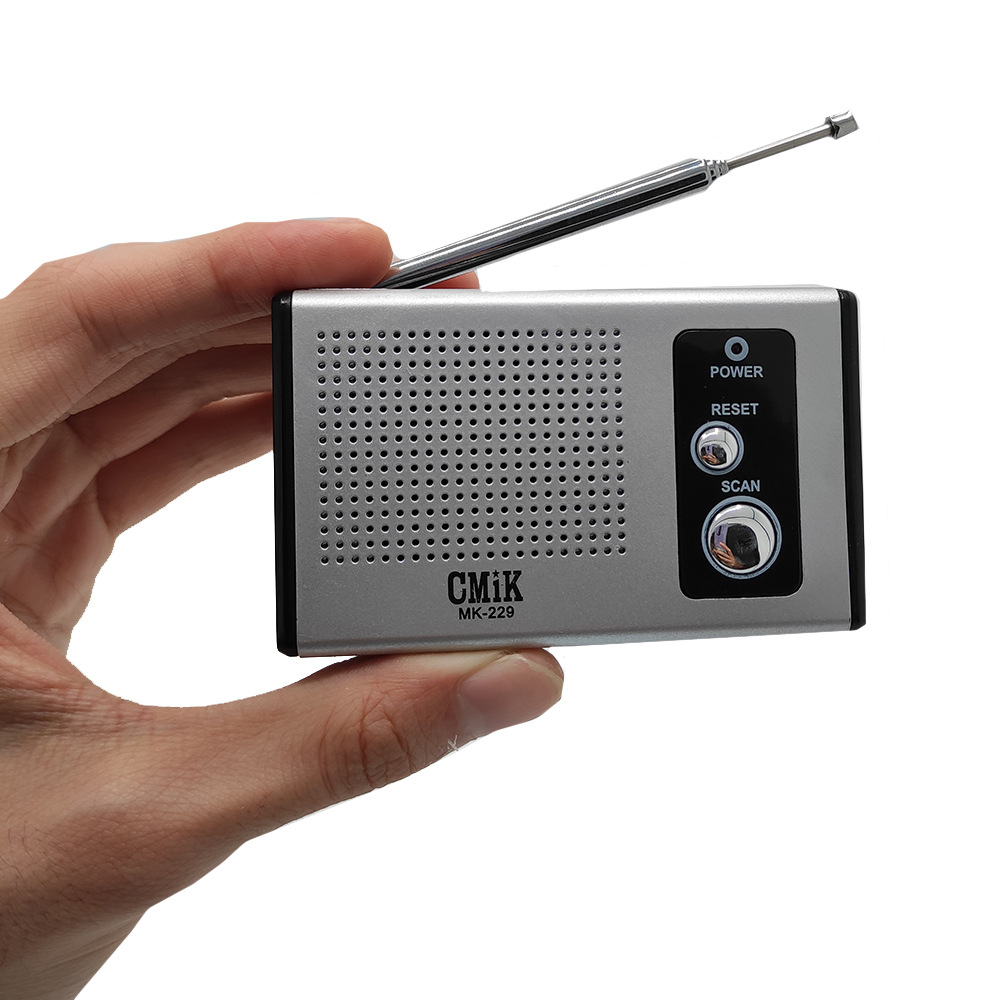 CMiK FM radio, a digital mini pocket portable stereo hearing radio for the elderly, is a bestseller in foreign trade CMiK FM radio, a digital mini pocket portable stereo hearing radio for the elderly, is a bestseller in foreign trade