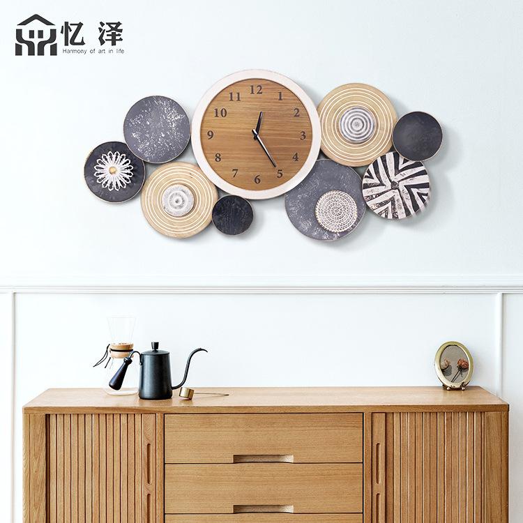 跨境北欧创意软装客厅挂钟 简约时钟圆形钟表复古壁挂钟家居装饰