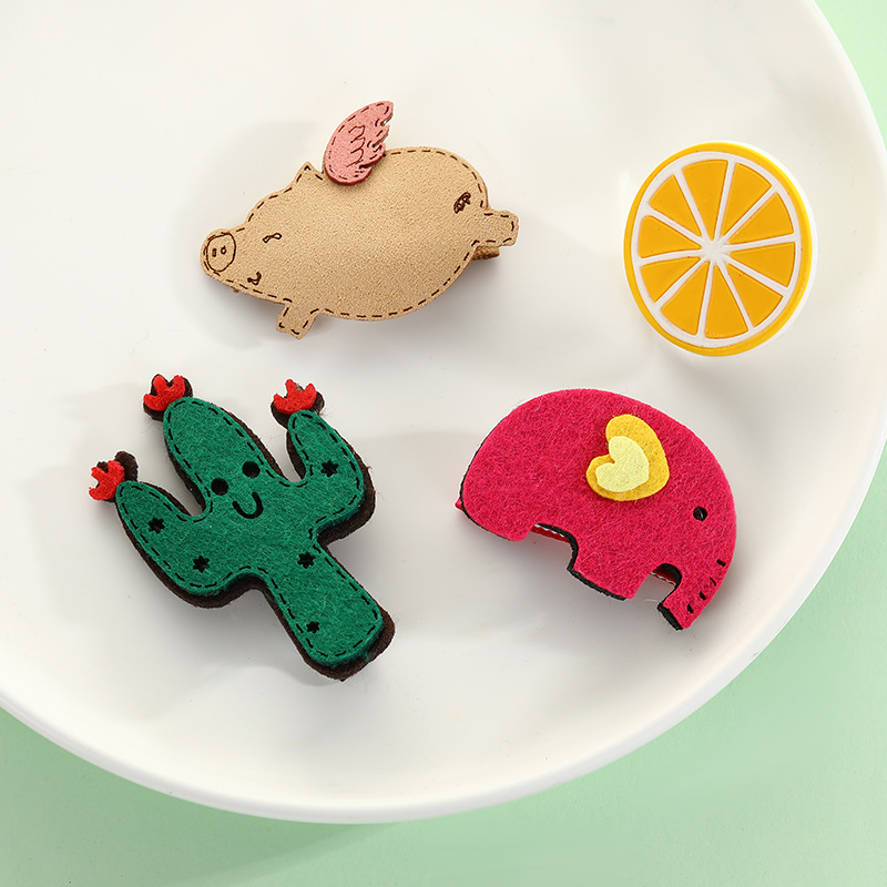 Factory direct supply of Korean version simple, fashionable and cute fruit hair clips, eco-friendly resin children's straight clips, BB clips wholesale Application Scenario