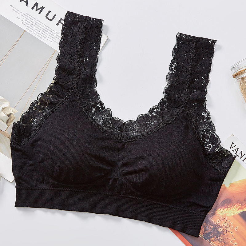 The popular lace queen with wide shoulder straps, pure cotton lining, beautiful back wrap around the chest, no steel rings to prevent exposure, sporty yoga strapless undefined